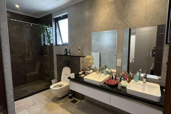 4-Bedroom Luxury Townhouse for Sale Spring Valley – Nairobi