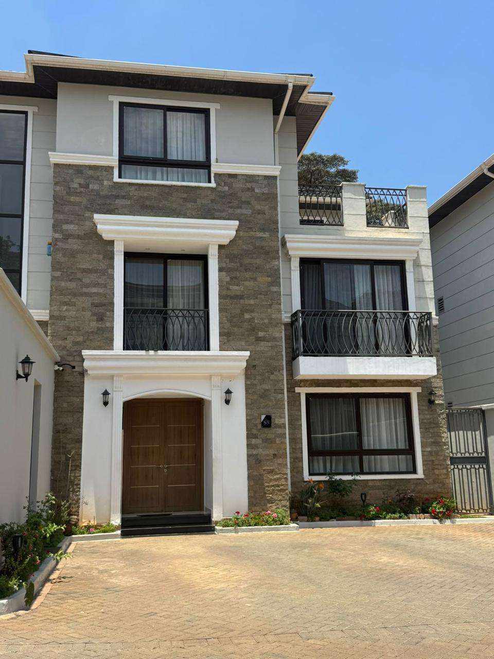 4-Bedroom Luxury Townhouse for Sale Spring Valley – Nairobi