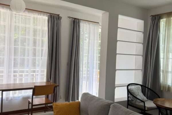 FULLY FURNISHED 1-BEDROOM APARTMENT TO LET – ROSSLYN CLOSE