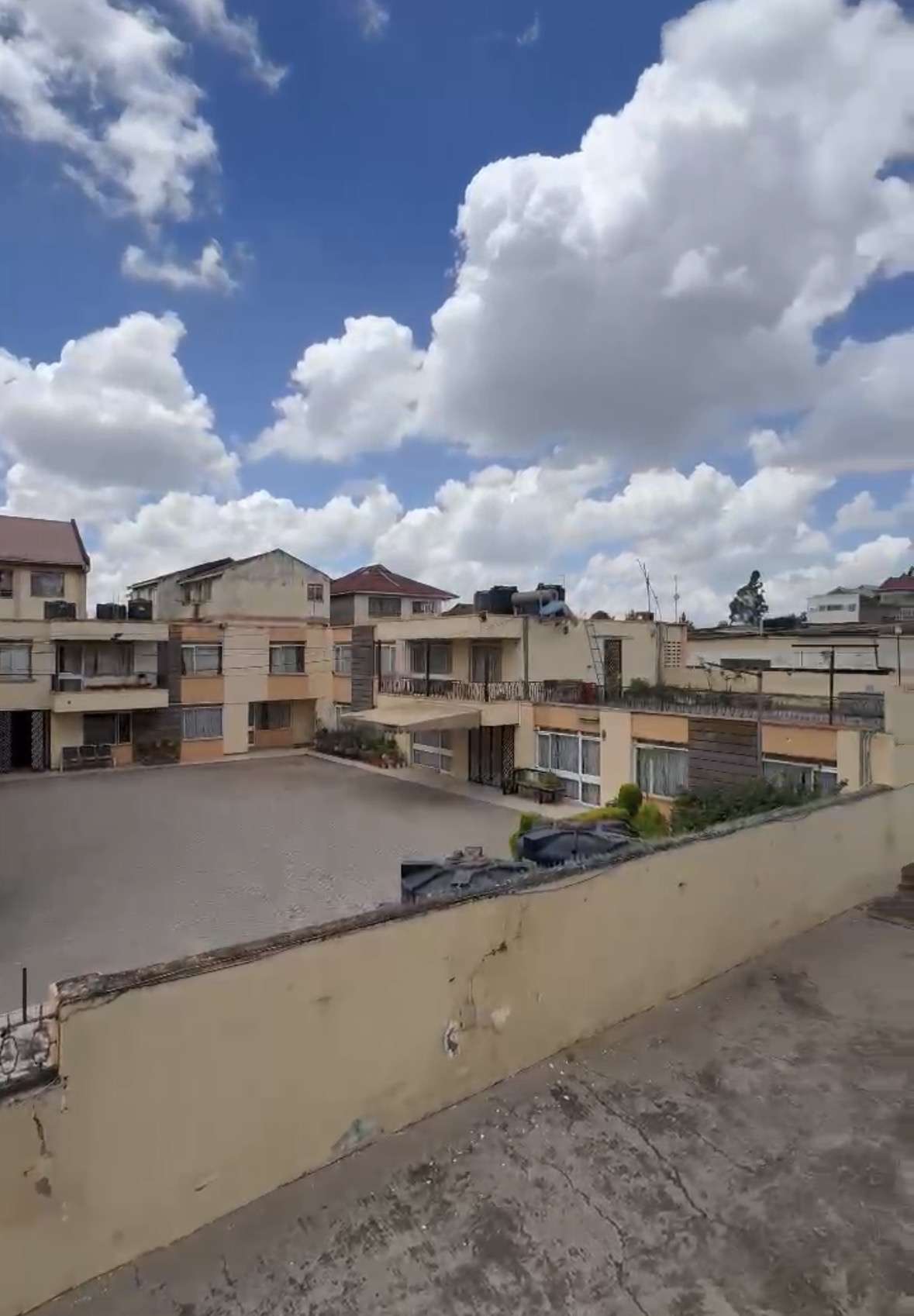 HOUSE FOR SALE IN NAIROBI WEST | PRIME 0.15-ACRE FAMILY HOME WITH REDEVELOPMENT POTENTIAL