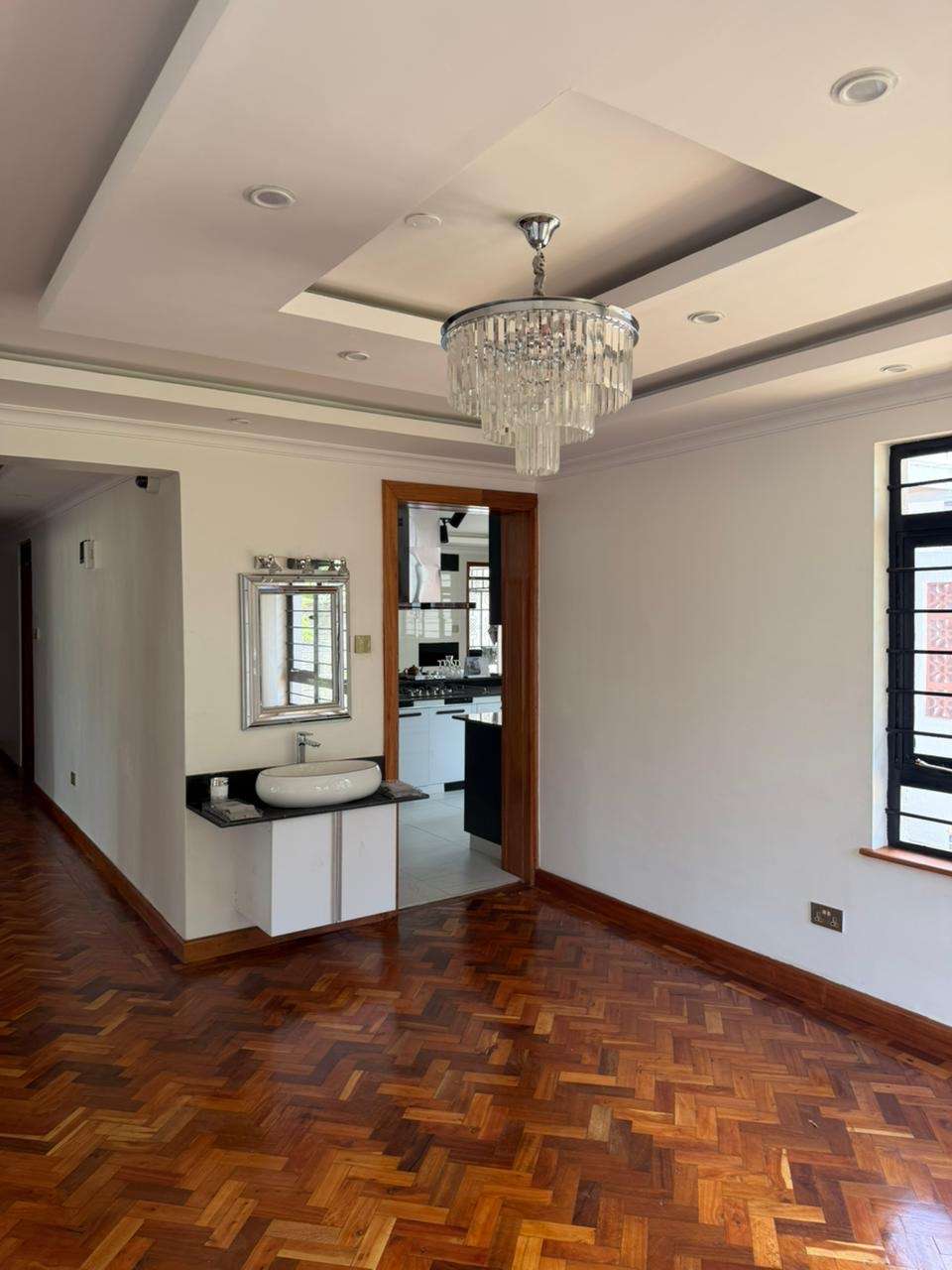 LUXURY 5 BEDROOM HOUSE FOR SALE IN RUNDA – BAOBAB CLOSE