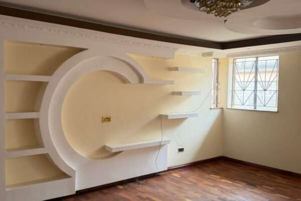 LUXURY 8+ BEDROOM MANSION FOR SALE IN RUNDA GARDENS ESTATE | 3/4 ACRE