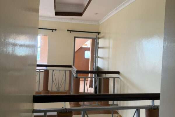 LUXURY 8+ BEDROOM MANSION FOR SALE IN RUNDA GARDENS ESTATE | 3/4 ACRE